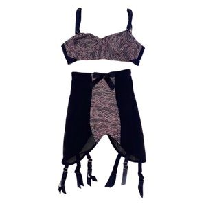 Bettie Page Lingerie Elsie Pink Spiral Stitch Bullet Bra +Elsie Pink Lace Girdle